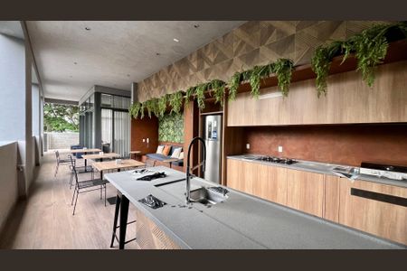 Apartamento à venda com 195m², 4 quartos e 3 vagas Apartamento à venda com 195m², 4 quartos e 3 vagasChurrasqueira