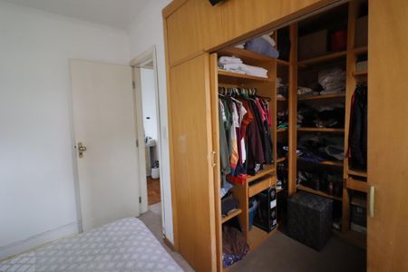 Quarto 1 de apartamento à venda com 2 quartos, 60m² em Piratininga, Osasco