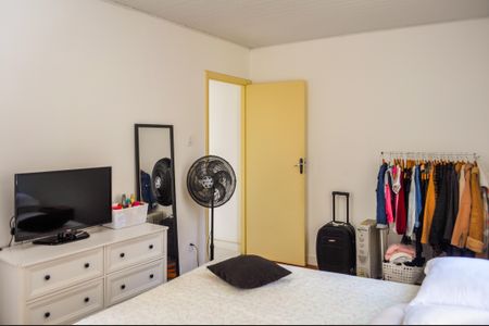Quarto 1 de apartamento para alugar com 2 quartos, 62m² em Centro Histórico, Porto Alegre