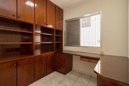 Casa à venda com 250m², 4 quartos e 2 vagasQuarto 1