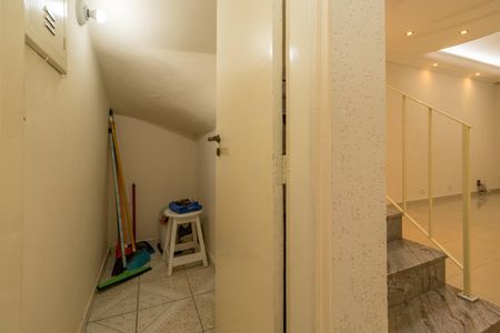 Casa à venda com 250m², 4 quartos e 2 vagasDeposito