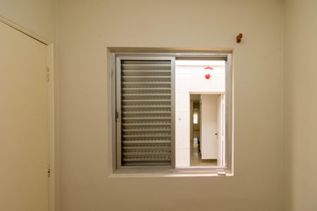 Casa à venda com 250m², 4 quartos e 2 vagasQuarto de Serviço