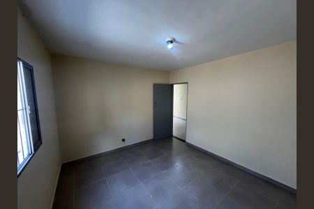 Quarto 1 de casa para alugar com 2 quartos, 80m² em Vila Roque, São Paulo