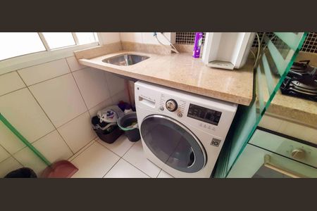 Apartamento à venda com 46m², 2 quartos e 1 vaga Apartamento à venda com 46m², 2 quartos e 1 vagaÁrea de Serviço