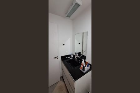 Banheiro de apartamento à venda com 1 quarto, 41m² em Vila Dom Pedro I, São Paulo