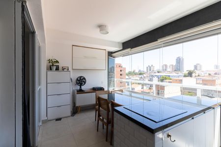 Apartamento à venda com 41m², 1 quarto e 1 vaga Apartamento à venda com 41m², 1 quarto e 1 vagaVaranda