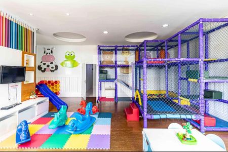 Apartamento à venda com 189m², 3 quartos e 3 vagas Apartamento à venda com 189m², 3 quartos e 3 vagasBrinquedoteca