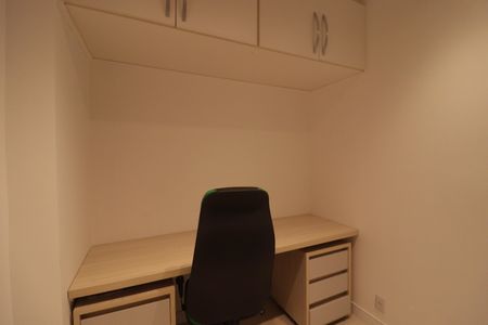 Apartamento à venda com 100m², 3 quartos e 2 vagasQuarto 2