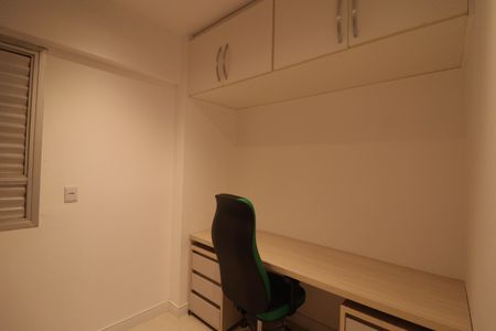 Apartamento à venda com 100m², 3 quartos e 2 vagasQuarto 2