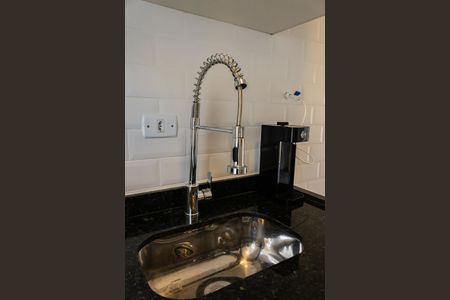 Sala/Cozinha de casa de condomínio para alugar com 2 quartos, 46m² em Chácara Ondas Verdes, Cotia