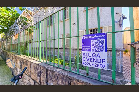 Apartamento à venda com 65m², 2 quartos e sem vaga Apartamento à venda com 65m², 2 quartos e sem vagaPlaquinha