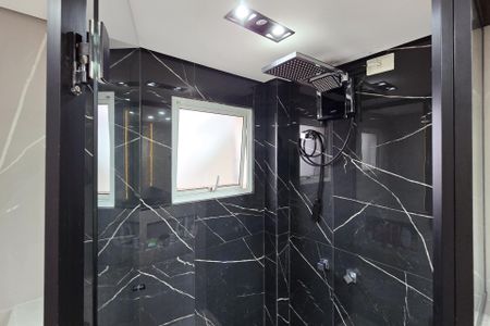 Apartamento à venda com 219m², 4 quartos e 4 vagas Apartamento à venda com 219m², 4 quartos e 4 vagasBanheiro da Suíte Cobertura