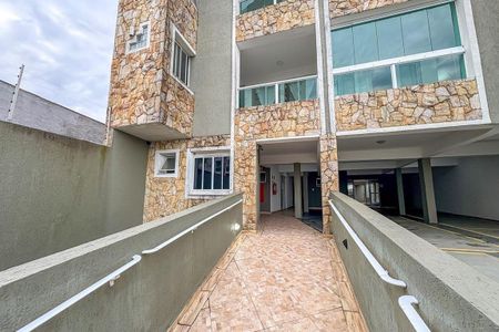 Apartamento à venda com 219m², 4 quartos e 4 vagas Apartamento à venda com 219m², 4 quartos e 4 vagasEntrada