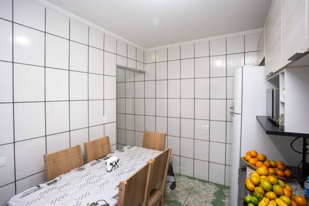 Casa à venda com 48m², 3 quartos e 2 vagasCozinha