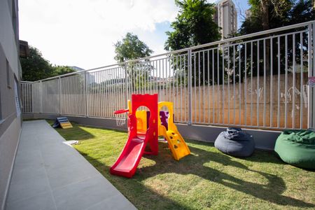 Apartamento para alugar com 104m², 1 quarto e sem vaga Apartamento para alugar com 104m², 1 quarto e sem vagaÁrea comum - Playground