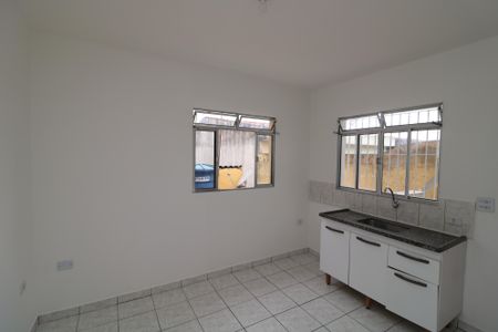 Sala/Cozinha de casa para alugar com 1 quarto, 35m² em Jardim Santa Adelia, São Paulo