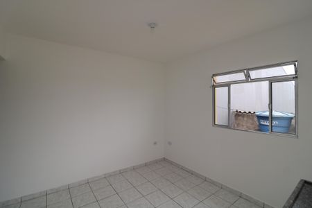 Sala/Cozinha de casa para alugar com 1 quarto, 35m² em Jardim Santa Adelia, São Paulo