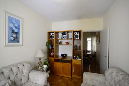 Apartamento para alugar com 70m², 3 quartos e sem vagaSala