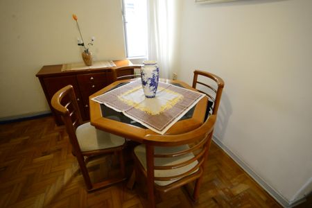 Apartamento para alugar com 70m², 3 quartos e sem vagaSala