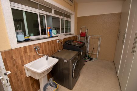 Apartamento para alugar com 300m², 4 quartos e 5 vagasÁrea de Serviço