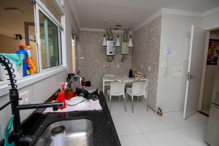 Apartamento para alugar com 300m², 4 quartos e 5 vagasCozinha