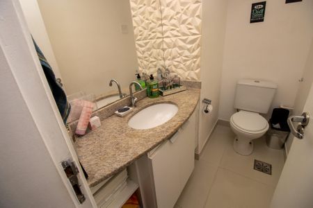 Apartamento para alugar com 300m², 4 quartos e 5 vagasLavabo