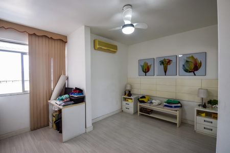 Apartamento à venda com 400m², 3 quartos e 2 vagas Apartamento à venda com 400m², 3 quartos e 2 vagas Suíte