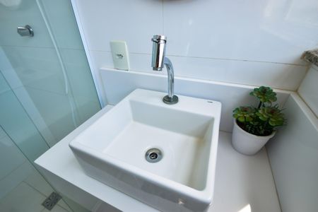 Apartamento à venda com 400m², 3 quartos e 2 vagas Apartamento à venda com 400m², 3 quartos e 2 vagasBanheiro de Serviço