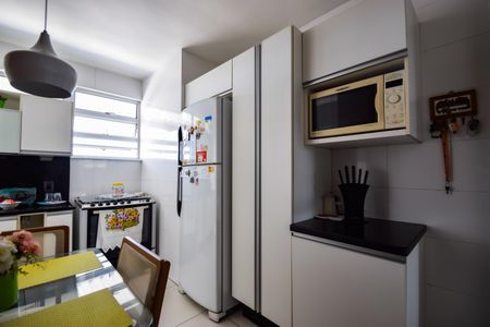 Apartamento à venda com 400m², 3 quartos e 2 vagas Apartamento à venda com 400m², 3 quartos e 2 vagasCozinha