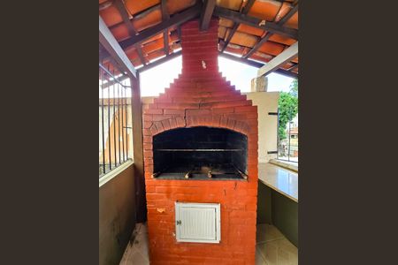 Apartamento à venda com 400m², 3 quartos e 2 vagas Apartamento à venda com 400m², 3 quartos e 2 vagasÁrea comum - Churrasqueira