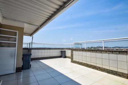 Apartamento à venda com 400m², 3 quartos e 2 vagas Apartamento à venda com 400m², 3 quartos e 2 vagasCobertura