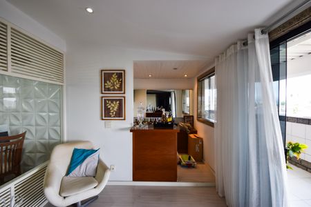 Apartamento à venda com 400m², 3 quartos e 2 vagas Apartamento à venda com 400m², 3 quartos e 2 vagasSala