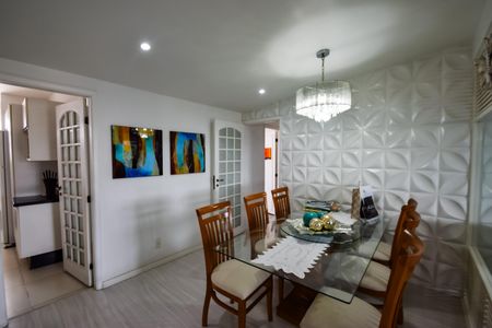 Apartamento à venda com 400m², 3 quartos e 2 vagas Apartamento à venda com 400m², 3 quartos e 2 vagasSala