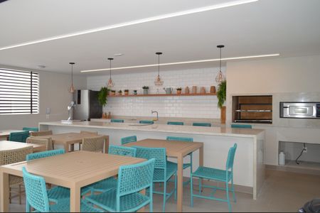 Apartamento à venda com 83m², 2 quartos e 2 vagasÁrea comum - Churrasqueira