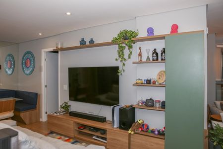 Apartamento à venda com 69m², 2 quartos e 1 vaga Apartamento à venda com 69m², 2 quartos e 1 vagaSala