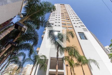 Apartamento à venda com 69m², 2 quartos e 1 vaga Apartamento à venda com 69m², 2 quartos e 1 vagaFachada