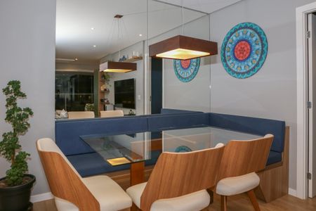 Apartamento à venda com 69m², 2 quartos e 1 vaga Apartamento à venda com 69m², 2 quartos e 1 vagaSala