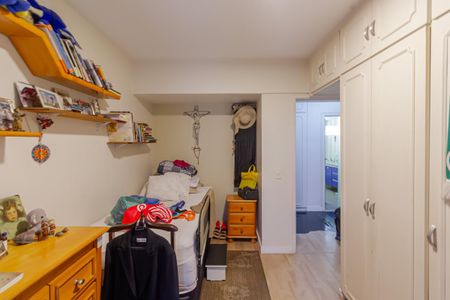 Apartamento à venda com 169m², 4 quartos e 2 vagas Apartamento à venda com 169m², 4 quartos e 2 vagasQuarto 3