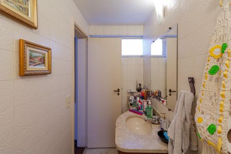 Apartamento à venda com 169m², 4 quartos e 2 vagas Apartamento à venda com 169m², 4 quartos e 2 vagasLavabo