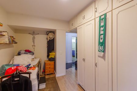 Apartamento à venda com 169m², 4 quartos e 2 vagas Apartamento à venda com 169m², 4 quartos e 2 vagasQuarto 3