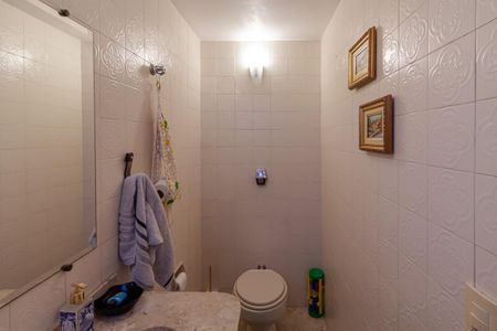 Apartamento à venda com 169m², 4 quartos e 2 vagas Apartamento à venda com 169m², 4 quartos e 2 vagasLavabo