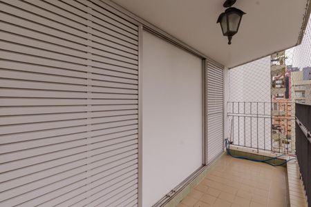 Apartamento à venda com 169m², 4 quartos e 2 vagas Apartamento à venda com 169m², 4 quartos e 2 vagasSacada Quarto 1 e 2