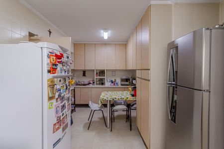 Apartamento à venda com 169m², 4 quartos e 2 vagas Apartamento à venda com 169m², 4 quartos e 2 vagasCozinha