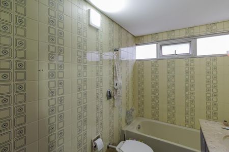 Apartamento à venda com 169m², 4 quartos e 2 vagas Apartamento à venda com 169m², 4 quartos e 2 vagasBanheiro