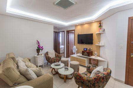Sala de apartamento à venda com 3 quartos, 80m² em Santa Efigênia, Belo Horizonte