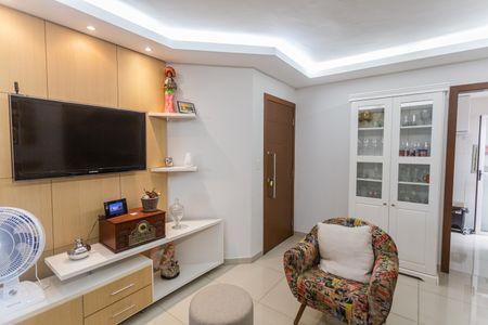 Sala de apartamento à venda com 3 quartos, 80m² em Santa Efigênia, Belo Horizonte