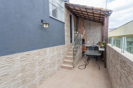 Apartamento à venda com 80m², 3 quartos e 1 vaga Apartamento à venda com 80m², 3 quartos e 1 vagaÁrea Externa