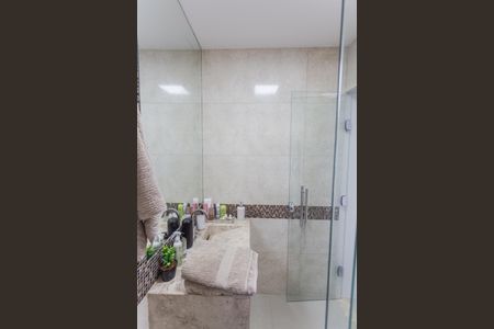 Apartamento à venda com 80m², 3 quartos e 1 vaga Apartamento à venda com 80m², 3 quartos e 1 vagaBanheiro da Suíte