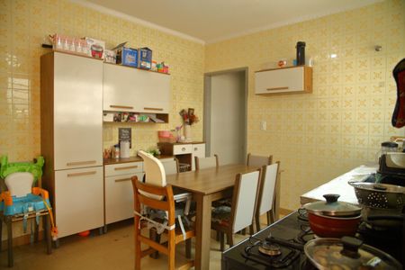 Casa à venda com 150m², 2 quartos e 2 vagasCozinha