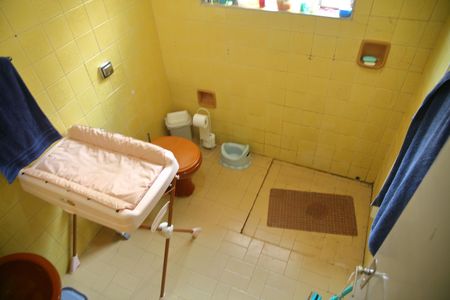 Casa à venda com 150m², 2 quartos e 2 vagasBanheiro